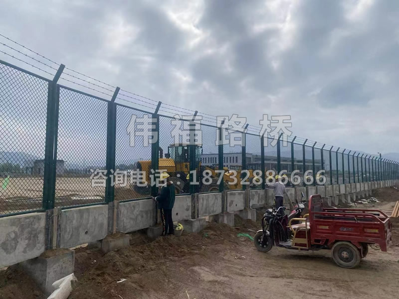 保(bǎo)税区护栏网