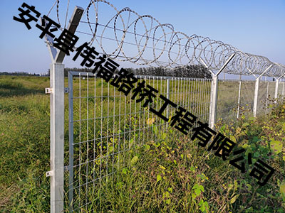 热(rè)镀锌护(hù)栏